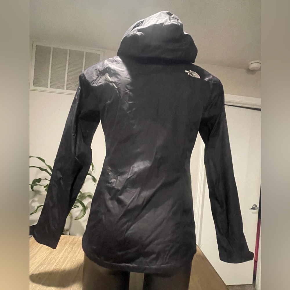 The North Face Women's Black HyVent Jacket, Size XS - Picture 5 of 9